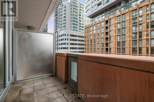 621 - 21 Widmer Street, Toronto, ON - Outdoor