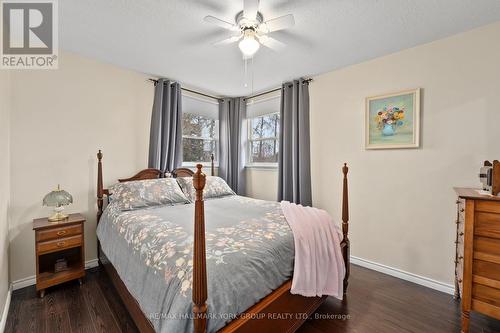 32805 Thorah Side Road, Brock, ON - Indoor Photo Showing Bedroom