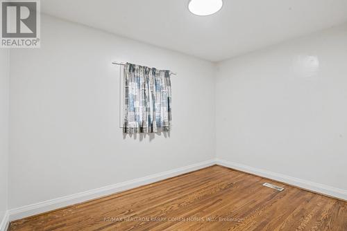 86 Steeles Avenue E, Markham, ON - Indoor Photo Showing Other Room