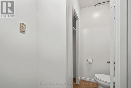 86 Steeles Avenue E, Markham, ON - Indoor Photo Showing Bathroom