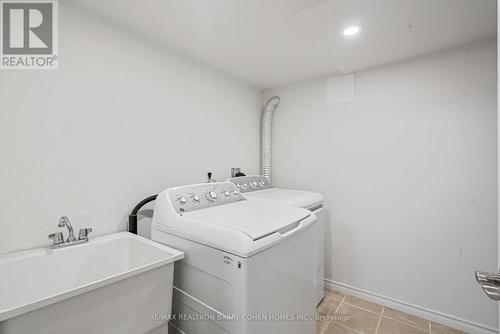 86 Steeles Avenue E, Markham, ON - Indoor Photo Showing Laundry Room