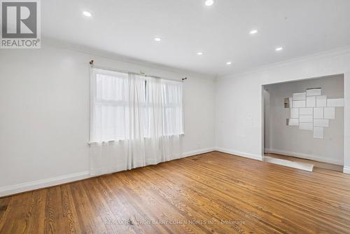 86 Steeles Avenue E, Markham, ON - Indoor Photo Showing Other Room