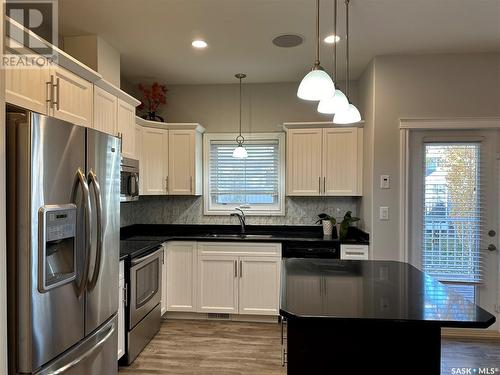 106 Atton Crescent, Saskatoon, SK - Indoor Photo Showing Kitchen