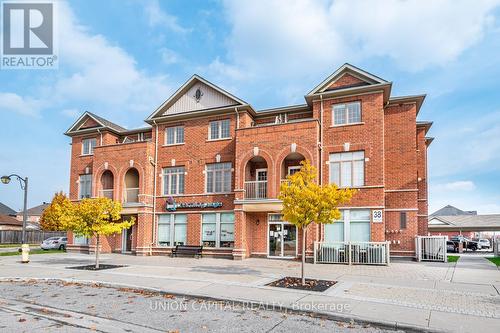 22 - 38 Greensborough Villag Circle, Markham, ON - Outdoor With Facade