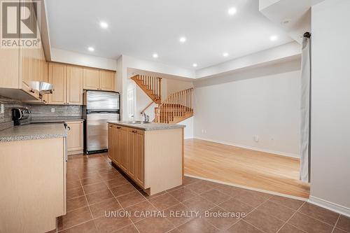 22 - 38 Greensborough Villag Circle, Markham, ON - Indoor Photo Showing Kitchen