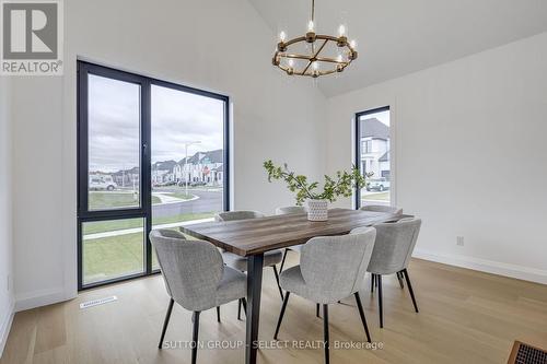 4 Kaiser Lane, Middlesex Centre (Komoka), ON - Indoor Photo Showing Dining Room