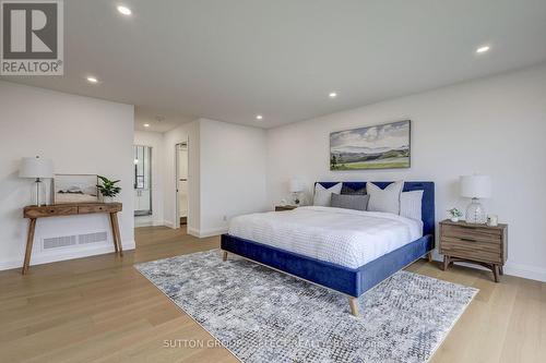 4 Kaiser Lane, Middlesex Centre (Komoka), ON - Indoor Photo Showing Bedroom