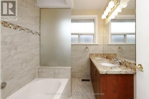 53 Lynnford Drive, Toronto, ON - Indoor Photo Showing Bathroom