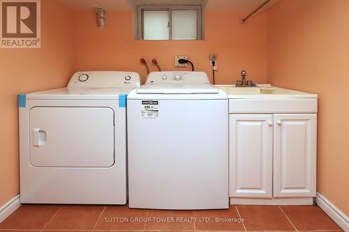 53 Lynnford Drive, Toronto, ON - Indoor Photo Showing Laundry Room