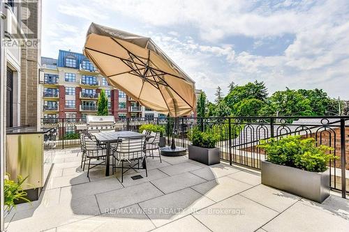 702 - 4 The Kingsway, Toronto, ON - Outdoor