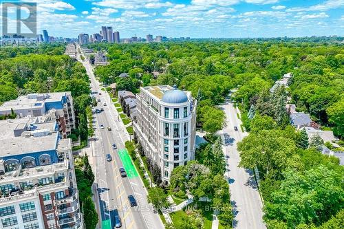 702 - 4 The Kingsway, Toronto, ON - Outdoor With View