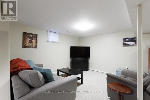 3 Coventry Avenue, London, ON - Indoor