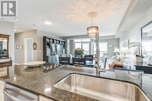 1202 - 551 Maple Avenue, Burlington, ON - Indoor Photo Showing Kitchen