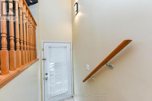 60 - 60 Fairwood Circle, Brampton, ON - Indoor Photo Showing Other Room