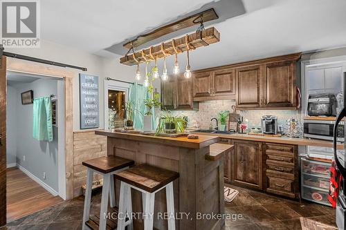 180 Grey Street W, Southgate, ON - Indoor Photo Showing Kitchen