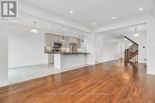 403 Equestrian Way, Cambridge, ON - Indoor Photo Showing Kitchen