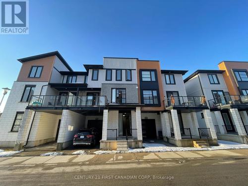 856 West Village Square, London, ON - Outdoor With Facade