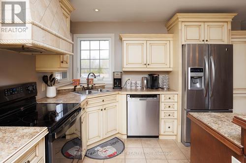 654 White Rock Road, Kawartha Lakes (Oakwood), ON - Indoor Photo Showing Kitchen With Double Sink