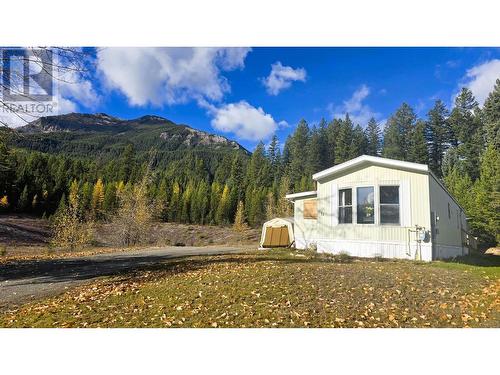 11 Dalton Place, Elkford, BC 