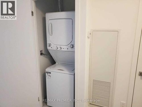 1005 - 49 East Liberty Street, Toronto, ON - Indoor Photo Showing Laundry Room