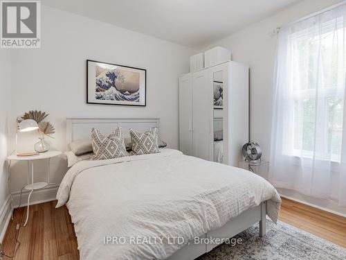 39 Bushell Avenue, Toronto, ON - Indoor Photo Showing Bedroom