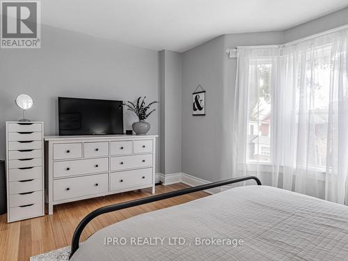 39 Bushell Avenue, Toronto, ON - Indoor Photo Showing Bedroom