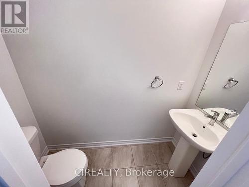 20 Sorbara Way, Whitby, ON - Indoor Photo Showing Bathroom