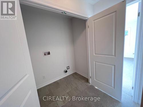 20 Sorbara Way, Whitby, ON - Indoor Photo Showing Other Room