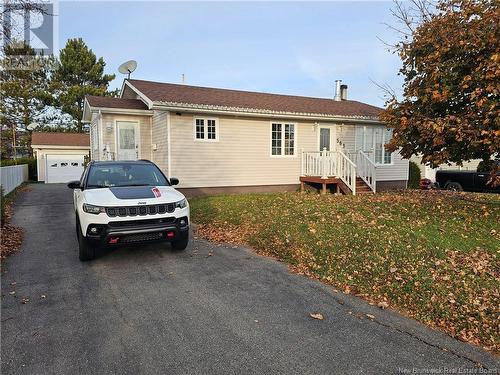 563 Fleet Crescent, Bathurst, NB - Outdoor