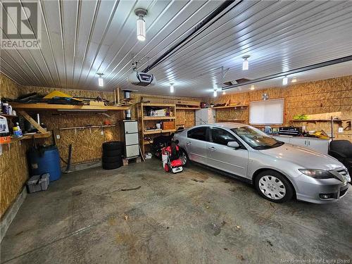 563 Fleet Crescent, Bathurst, NB - Indoor Photo Showing Garage