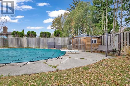 9560 Beachdale, Windsor, ON - Outdoor With In Ground Pool