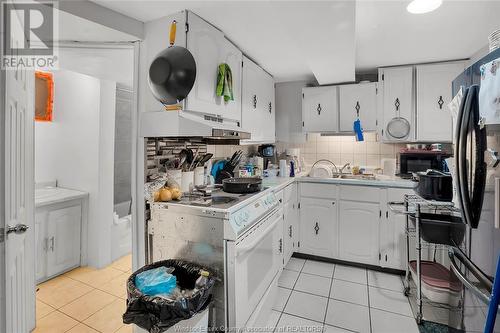 412 Prince Road, Windsor, ON - Indoor Photo Showing Kitchen