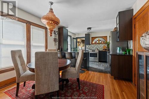 557 Moy, Windsor, ON - Indoor Photo Showing Dining Room