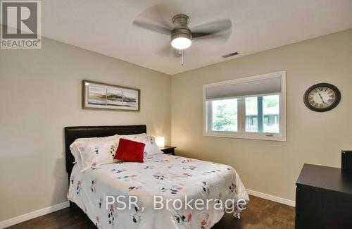 333 Mariners Way, Collingwood, ON - Indoor Photo Showing Bedroom