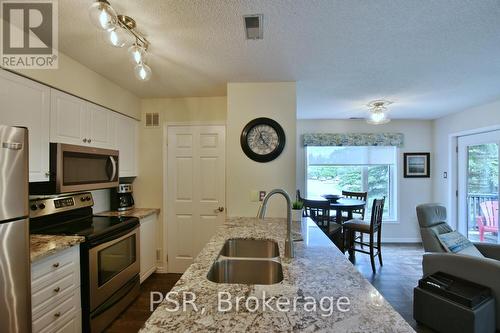 333 Mariners Way, Collingwood, ON - Indoor Photo Showing Kitchen With Stainless Steel Kitchen With Double Sink With Upgraded Kitchen