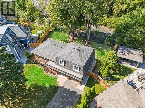 483 Caesar Avenue, Oakville, ON - Outdoor