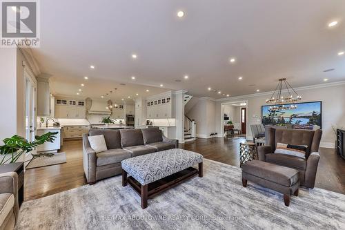 2361 Hixon Street, Oakville, ON - Indoor Photo Showing Living Room