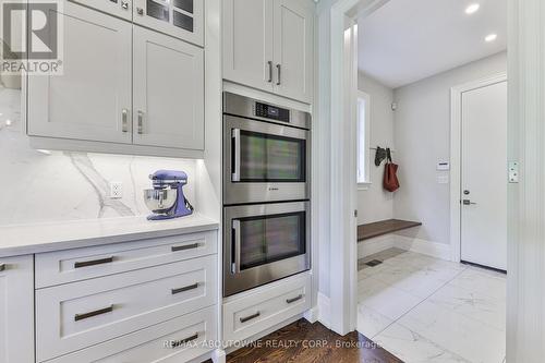 2361 Hixon Street, Oakville, ON - Indoor Photo Showing Kitchen