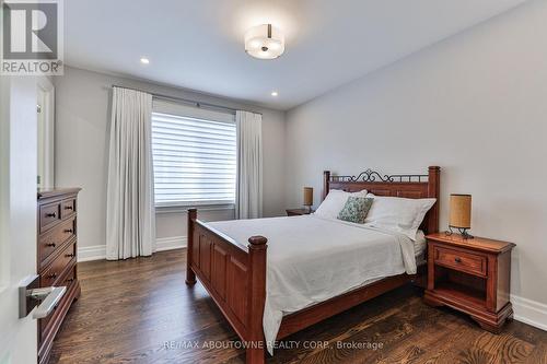 2361 Hixon Street, Oakville, ON - Indoor Photo Showing Bedroom