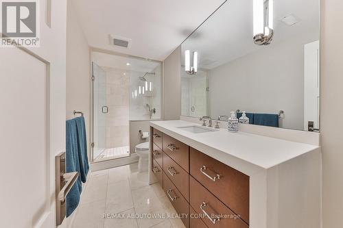 2361 Hixon Street, Oakville, ON - Indoor Photo Showing Bathroom