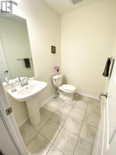 3302 Carding Mill Trail, Oakville, ON - Indoor Photo Showing Bathroom