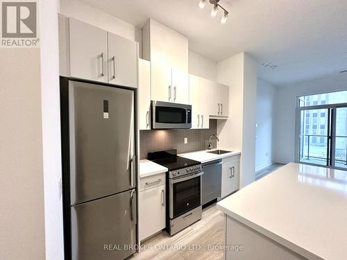 410 - 2007 James Street, Burlington, ON - Indoor Photo Showing Kitchen