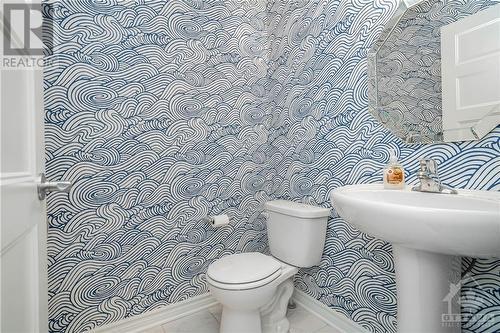 229C Shinny Avenue, Ottawa, ON - Indoor Photo Showing Bathroom