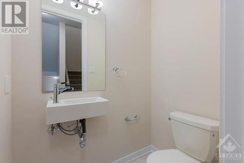 333 Catsfoot Walk, Ottawa, ON - Indoor Photo Showing Bathroom