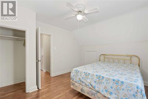 1012 Parkwood Avenue, Sarnia, ON - Indoor Photo Showing Bedroom