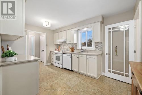 749 Ewing Street, Cobourg, ON - Indoor Photo Showing Kitchen