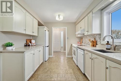 749 Ewing Street, Cobourg, ON - Indoor Photo Showing Kitchen