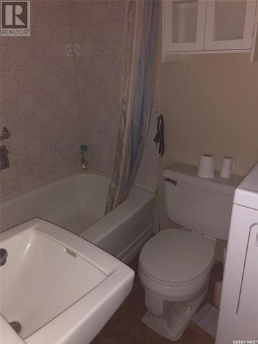 313 Victoria Street, Sturgis, SK - Indoor Photo Showing Bathroom