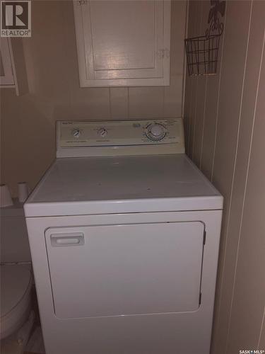 313 Victoria Street, Sturgis, SK - Indoor Photo Showing Laundry Room