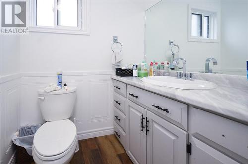 1699 Gemmell Street, Sudbury, ON - Indoor Photo Showing Bathroom